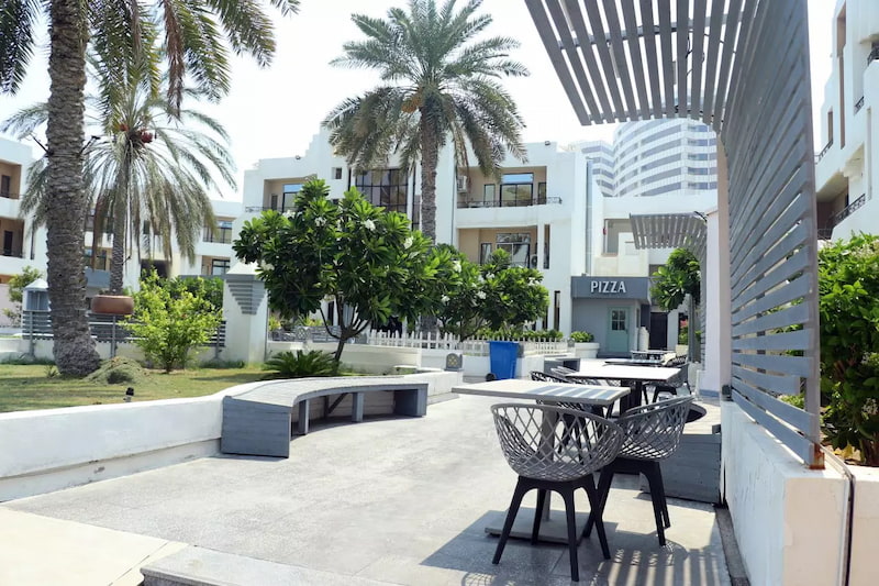 محوطه هتل پارسیان کیش