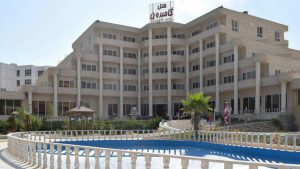 هتل گامبرون کیش نمای بیرونی 2