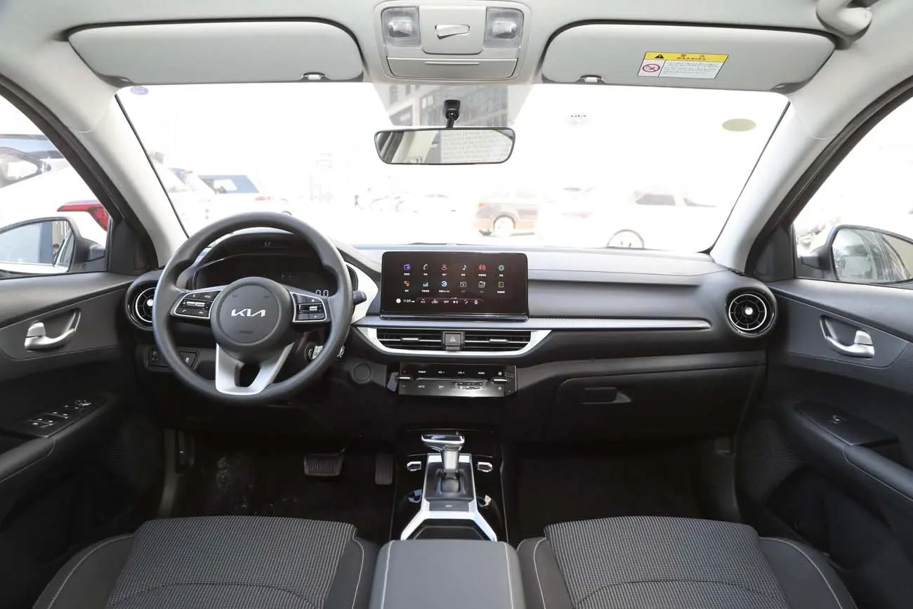 کابین داخلی کیا k3 در کیش