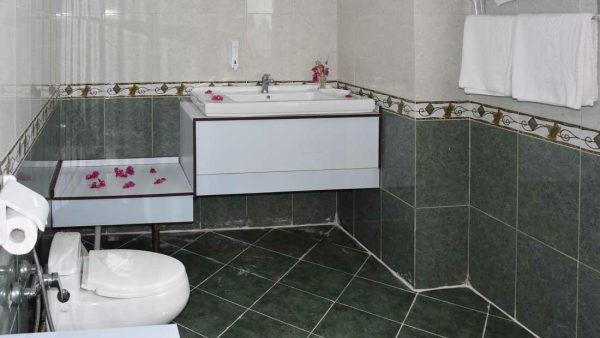 هتل کابانا گاردن ارم کیش سرویس بهداشتی 2